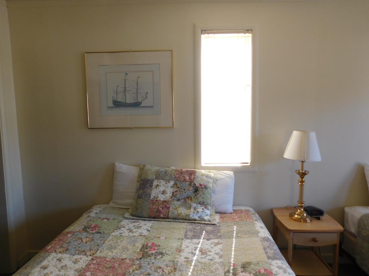 Anchor Lodge Fort Bragg Extérieur photo